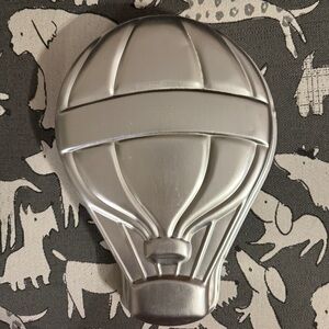 Vintage 1982 Wilton Hot Air Balloon Metallic Cake Pan